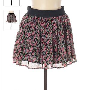 Forever 21 Mini Floral Print Skater Skirt - Size S/P